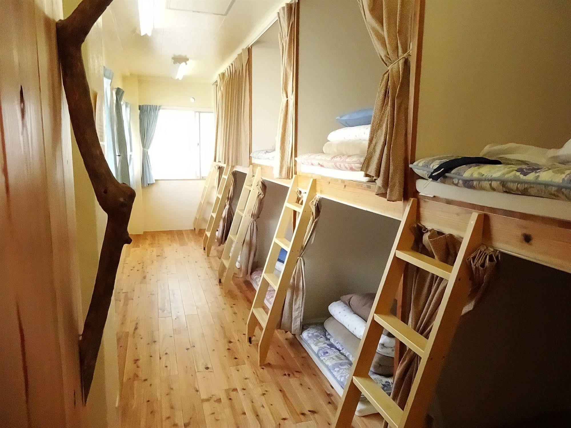 Хостел Okinawa Sora House Наха Экстерьер фото