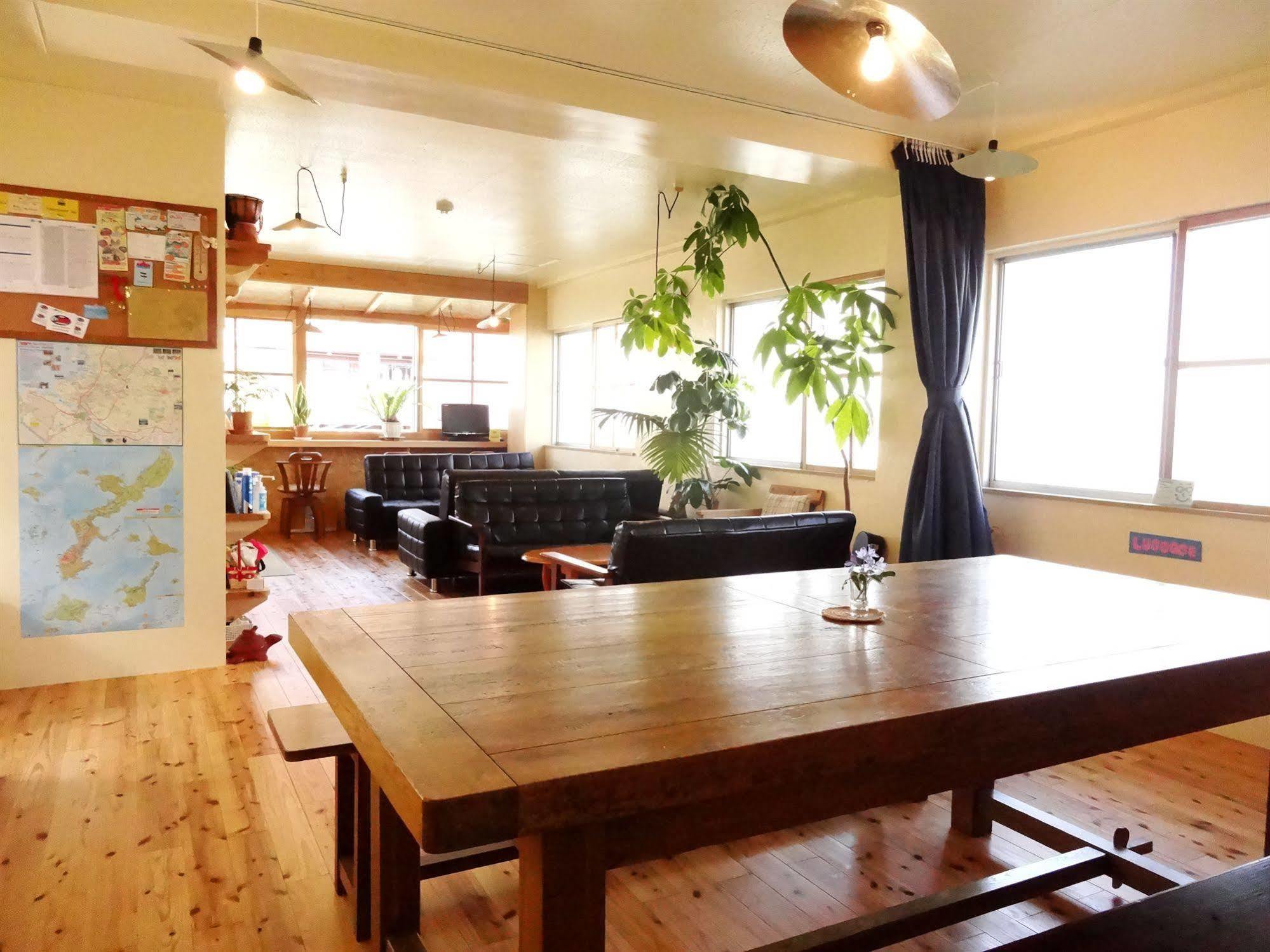 Хостел Okinawa Sora House Наха Экстерьер фото