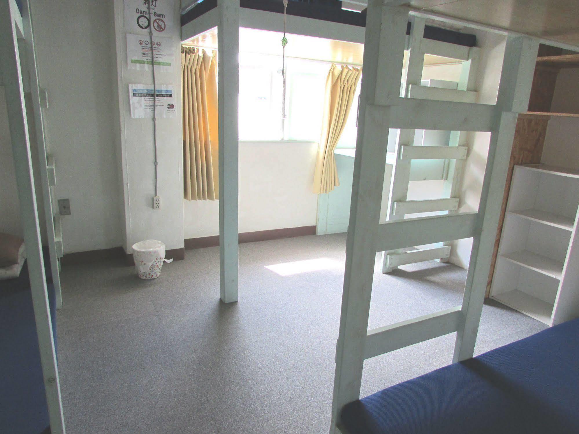 Хостел Okinawa Sora House Наха Экстерьер фото